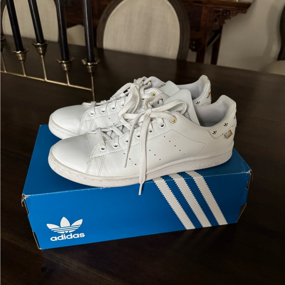 Adidas Stan Smiths - Gold & Silver Sneakers